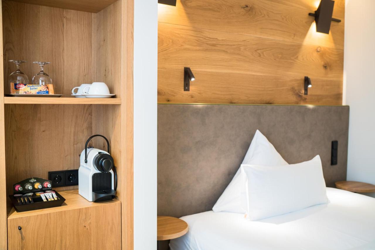 Olymp Munich Hotel Eching  Bagian luar foto